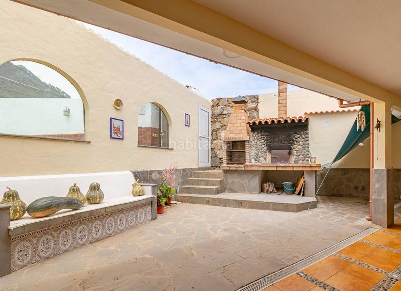 Foto 54b708e2-2731-41f7-acb4-9d33be4fae56. Xalet amb calefacció aparcament piscina a Arucas casco Arucas