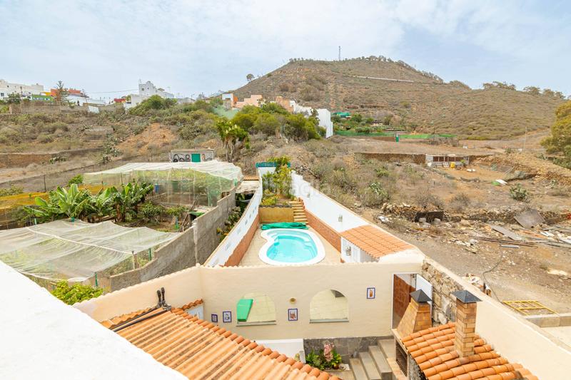 Foto 86290c94-999a-45d1-b845-6963ad67aaa7. Xalet amb calefacció aparcament piscina a Arucas casco Arucas