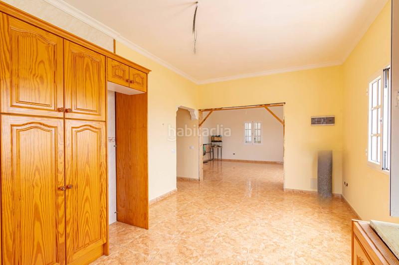 Foto 9e477a1c-ac6e-4676-afb7-825dd50f29dc. Xalet amb calefacció aparcament piscina a Arucas casco Arucas