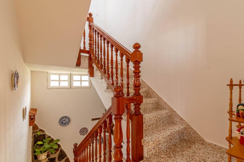 Foto b96b95e6-00a1-45a0-9db3-d88b1ed45158. Xalet amb calefacció aparcament piscina a Arucas casco Arucas