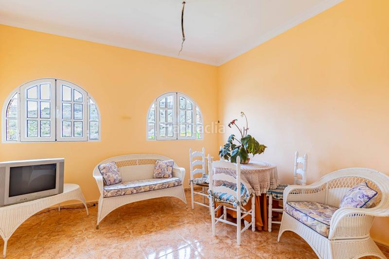 Foto c74519ab-1a6f-45c2-b5b3-624f1aea8d69. Xalet amb calefacció aparcament piscina a Arucas casco Arucas