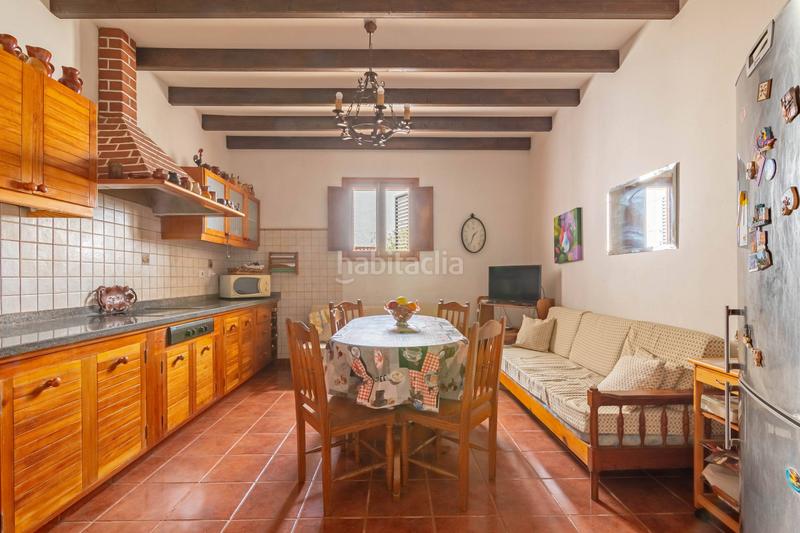 Foto d3507b72-0d64-43a5-b575-89c3fbe86860. Xalet amb calefacció aparcament piscina a Arucas casco Arucas