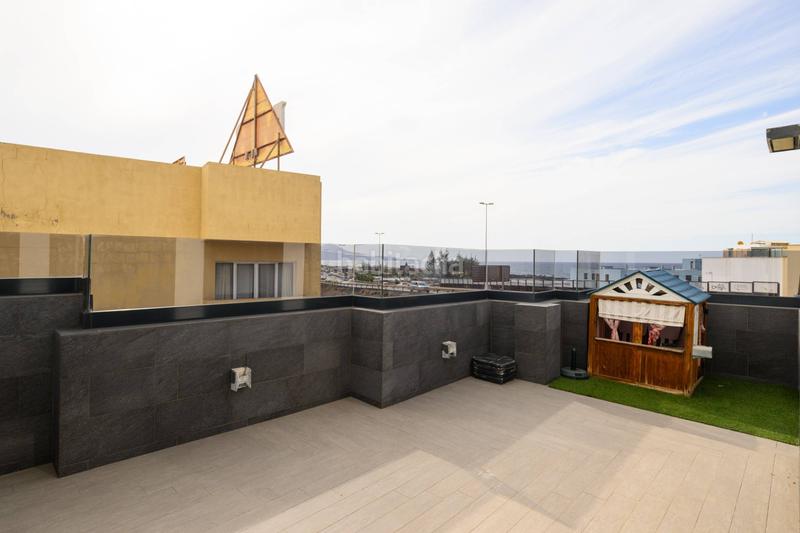 Foto f151ea10-49b9-4cbf-a43f-7f682469b6f6. Ático en miramar 46 atico reformado con terraza en bañaderos en Arucas