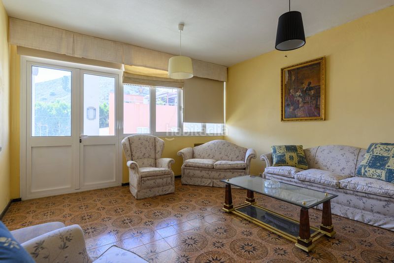 Foto 413cbb7d-a45a-45d5-8735-cf98c12bf04c. Edifici a calle calle principal 66 a Vega de San Mateo