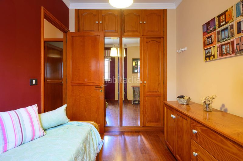 Foto a418e44b-2941-455d-94ee-b95755fd518b. Edifici a calle calle principal 66 a Vega de San Mateo