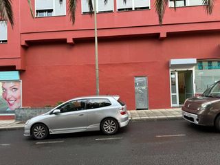 Geschäftsraum in Casco Urbano. Local comercial en el palmeral