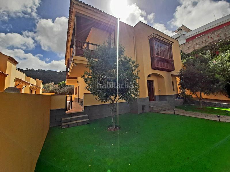 Foto b4d1b81c-e8fc-48a4-b36a-07739a208f93. Chalet con riscaldamento parcheggio in Los Portales - Visvique Arucas