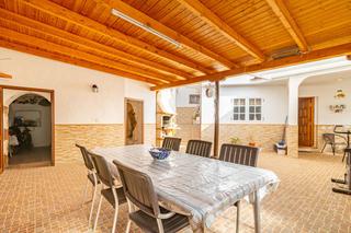 Xalet  Cuevas las. En venta casa con terraza y terrenos