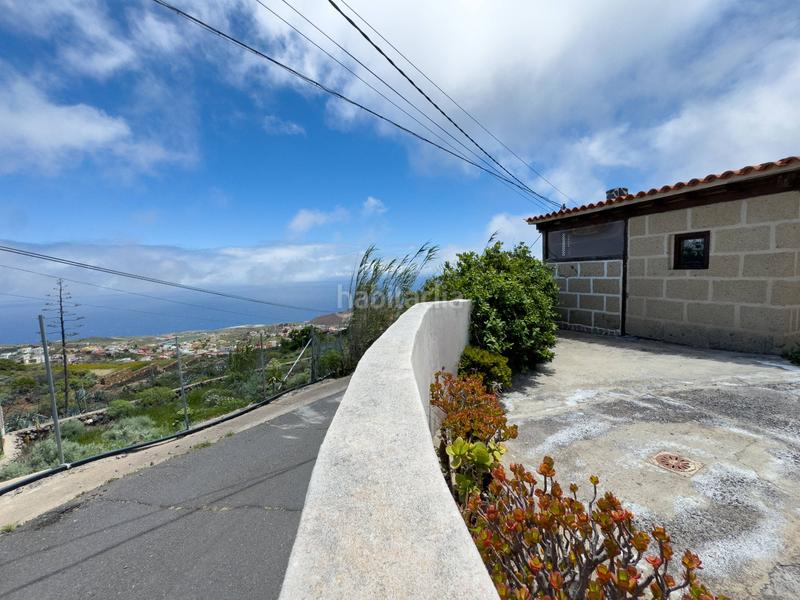 Foto 0290042a-78ea-4dec-af3c-e0a40d41f40d. Masía venta de casa y terreno calle morras vistas en Fasnia
