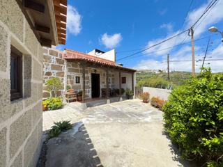Masia a Fasnia. Venta de casa y terreno calle morras vistas fasnia