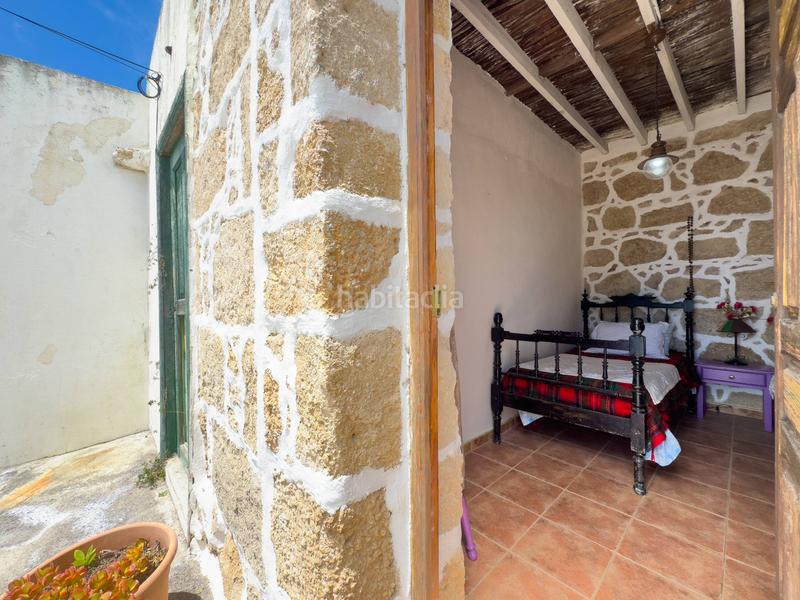 Foto 8628521e-4b78-4e75-b300-60d6cf84a99c. Masía venta de casa y terreno calle morras vistas en Fasnia