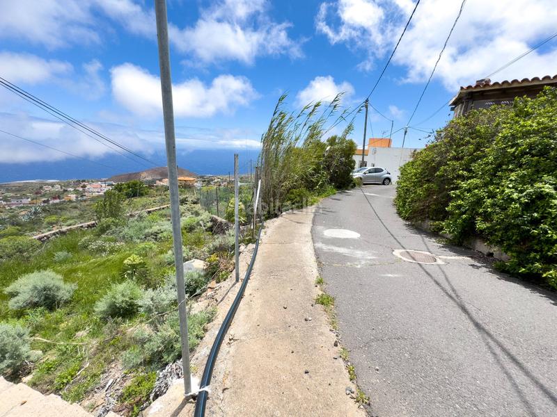 Foto 9c7aee66-48ca-409f-97c5-1d6a09f17d03. Masía venta de casa y terreno calle morras vistas en Fasnia