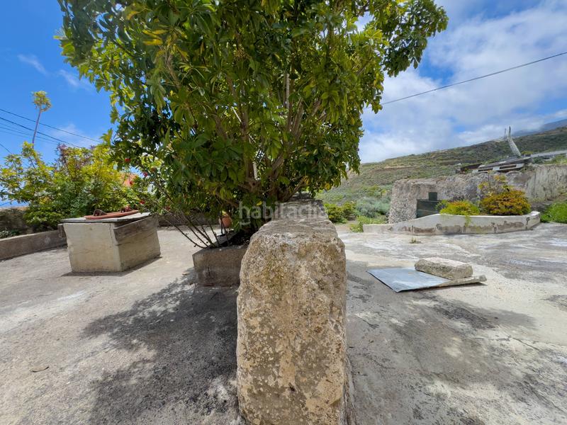 Foto ebe0619c-1a7a-4f4e-a130-36ec7301c658. Masía venta de casa y terreno calle morras vistas en Fasnia