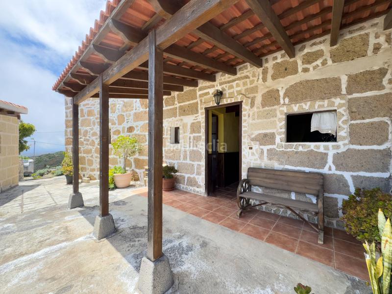 Foto f8733dbb-2dbf-4360-96c9-6d88767f5105. Masía venta de casa y terreno calle morras vistas en Fasnia