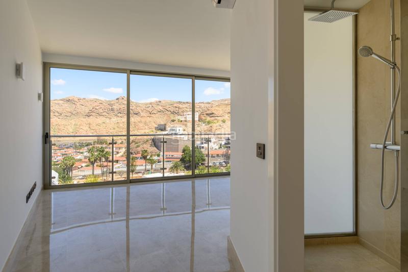 Foto 3d4aaf7b-6bd2-4eed-8f1e-5762274facc4. Chalet en avenida avenida lechugal 50 en venta villa de lujo en tauro en Mogán