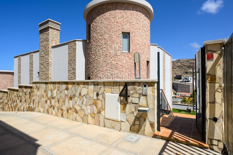 Foto adc43ff3-ea7c-4dc3-8900-98320dbd75eb. Chalet en avenida avenida lechugal 50 en venta villa de lujo en tauro en Mogán
