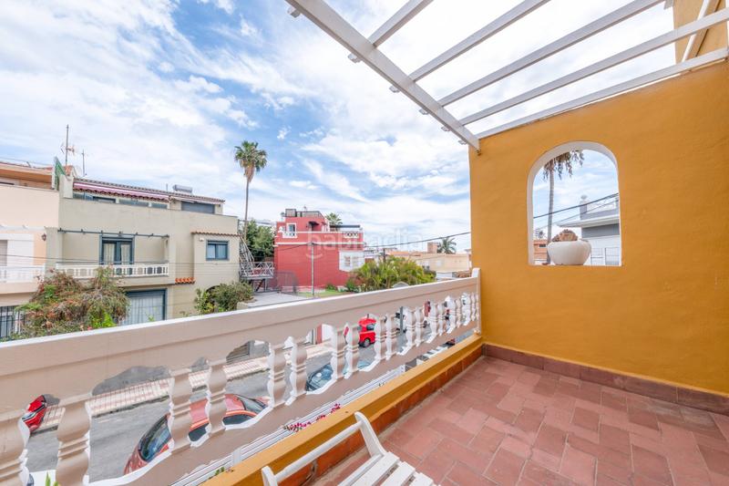 Foto 4dd20aa5-b928-4a9e-8055-faa654ec4b25. Casa bifamiliare con parcheggio in Ciudad Jardín Palmas de Gran Canaria (Las)