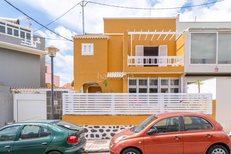 Foto f159e318-4217-4f95-b402-f74888482b56. Casa bifamiliare con parcheggio in Ciudad Jardín Palmas de Gran Canaria (Las)
