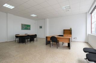 Location Local commercial  Cirilo moreno. Local en alquiler zona santa catalina  mesa y lópez