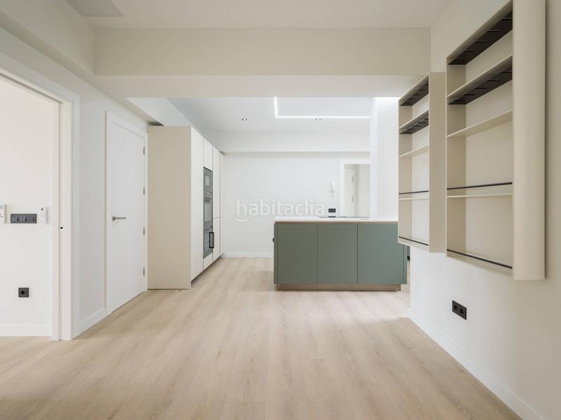 Foto 0163206d-8d9f-4b7c-8c84-a8cc216f7fa9. Appartamento in calle leon y castillo 320 in Santa Catalina - Canteras Palmas de Gran Canaria (Las)