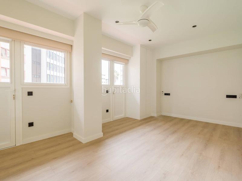 Foto 07127a5c-c164-441a-89f4-d530917a2a0c. Appartamento in calle leon y castillo 320 in Santa Catalina - Canteras Palmas de Gran Canaria (Las)