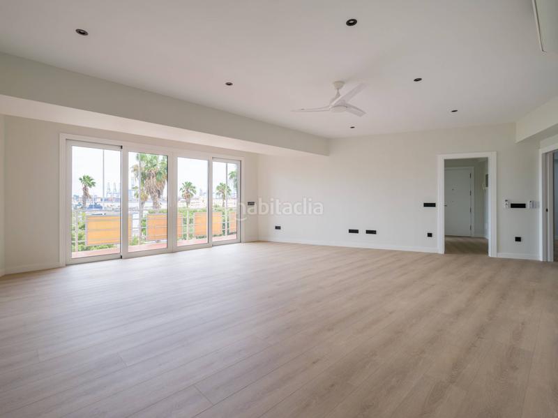 Foto 0a45d75b-5aad-4126-9474-9129bf5c909a. Appartamento in calle leon y castillo 320 in Santa Catalina - Canteras Palmas de Gran Canaria (Las)