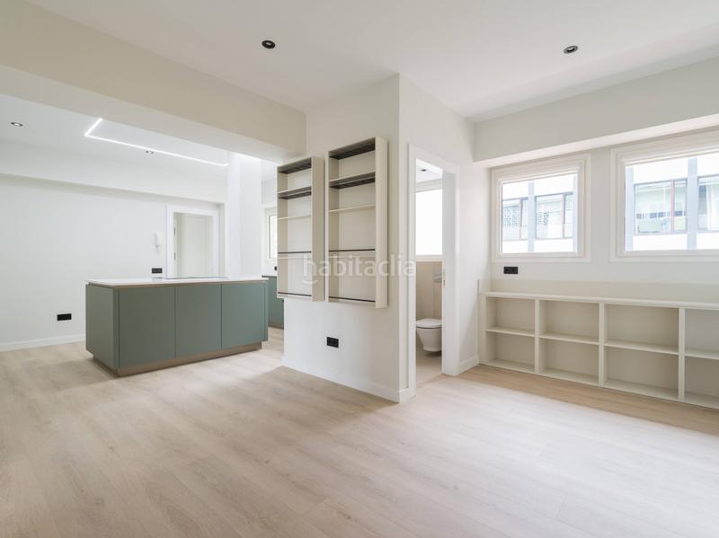 Foto 2a197979-2cdb-4bc7-87e5-6a1cbe72e052. Appartamento in calle leon y castillo 320 in Santa Catalina - Canteras Palmas de Gran Canaria (Las)