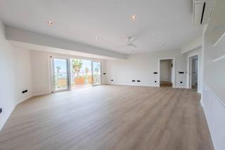 Etagenwohnung in Calle LEON Y CASTILLO 320