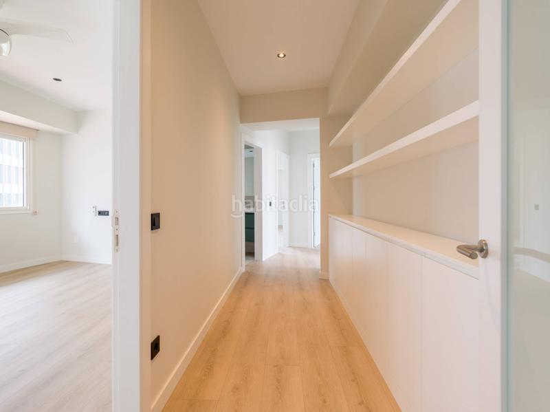 Foto 78597ec2-ae6b-4501-b32f-51dcaf520e79. Appartamento in calle leon y castillo 320 in Santa Catalina - Canteras Palmas de Gran Canaria (Las)