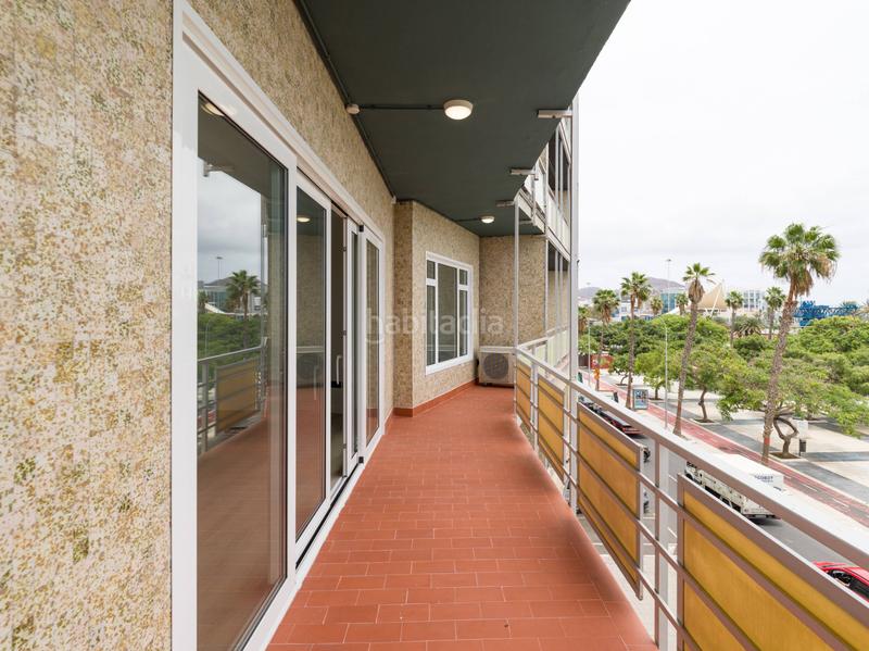 Foto 8cb94907-9268-40e1-9889-31aa6fd35d5d. Appartamento in calle leon y castillo 320 in Santa Catalina - Canteras Palmas de Gran Canaria (Las)