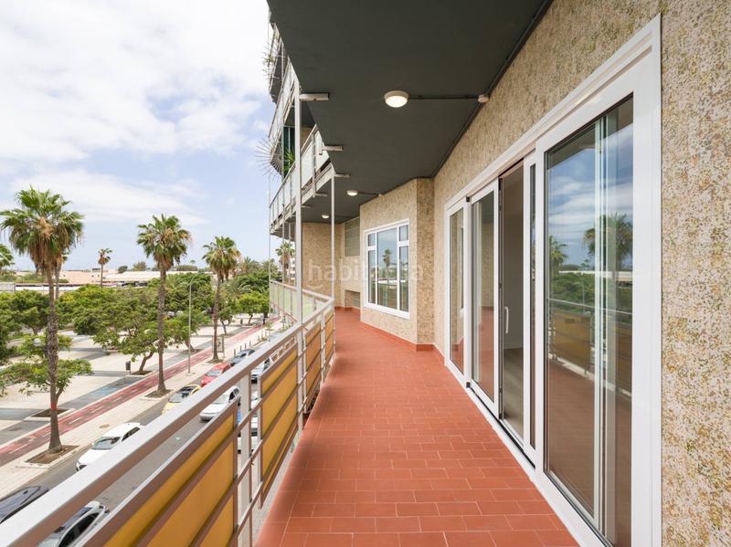 Foto b37e7c5a-4226-41bc-a3d4-d5302c63bbd8. Appartamento in calle leon y castillo 320 in Santa Catalina - Canteras Palmas de Gran Canaria (Las)