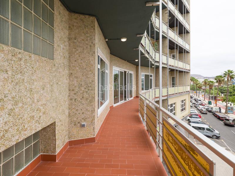 Foto cca19baf-f2ad-400c-87e2-132f25e5ef84. Appartamento in calle leon y castillo 320 in Santa Catalina - Canteras Palmas de Gran Canaria (Las)