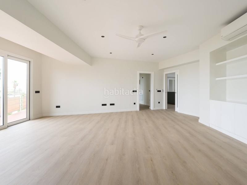 Foto ddce07fb-f566-49de-8135-3000b91fe1e2. Appartamento in calle leon y castillo 320 in Santa Catalina - Canteras Palmas de Gran Canaria (Las)