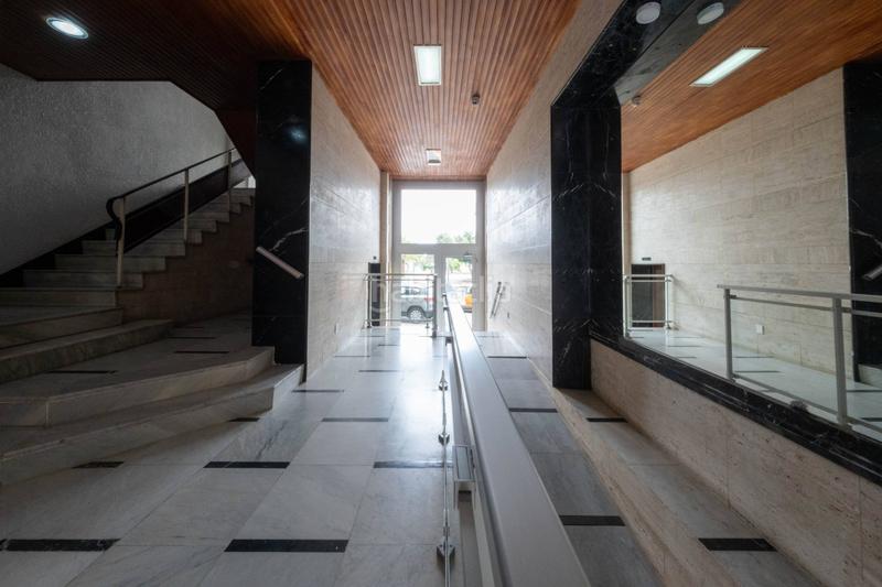 Foto ed91c516-440b-44ad-90a7-89c575532e2b. Appartamento in calle leon y castillo 320 in Santa Catalina - Canteras Palmas de Gran Canaria (Las)