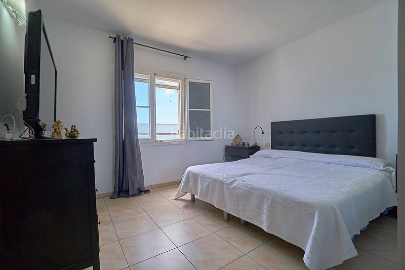 Foto 0cc73248-106f-4230-ac1a-e12f86c57096. Casa pareada chalet pareado con terraza y garaje en playa el Burrero en Ingenio