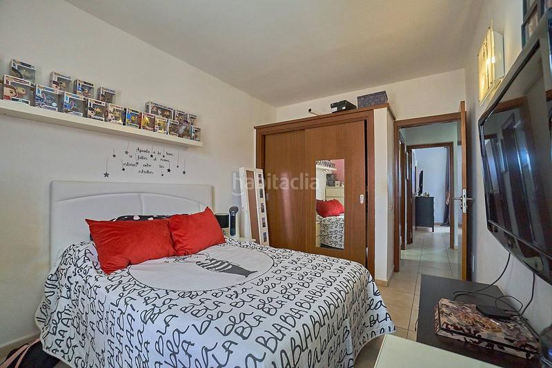 Foto 0f180d74-eaea-4dd8-b132-e4210d47f498. Casa pareada chalet pareado con terraza y garaje en playa el Burrero en Ingenio
