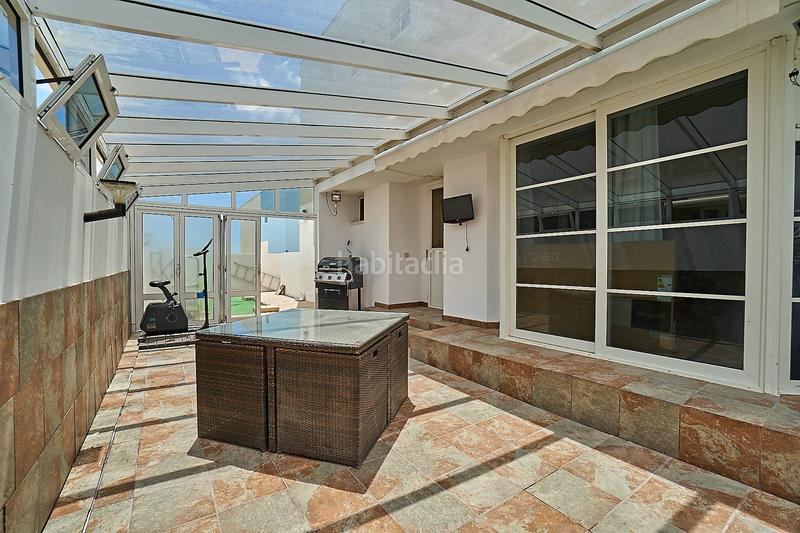 Foto 8104241f-4e5d-42d6-8522-afb91e304001. Casa pareada chalet pareado con terraza y garaje en playa el Burrero en Ingenio