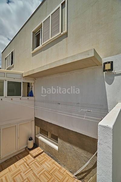 Foto ac1be258-25e6-449b-818d-a2c64cf3d9a9. Casa pareada chalet pareado con terraza y garaje en playa el Burrero en Ingenio