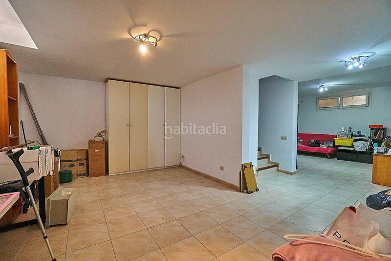 Foto ba08e6e1-d49a-4841-b3fc-b672395490d1. Casa pareada chalet pareado con terraza y garaje en playa el Burrero en Ingenio