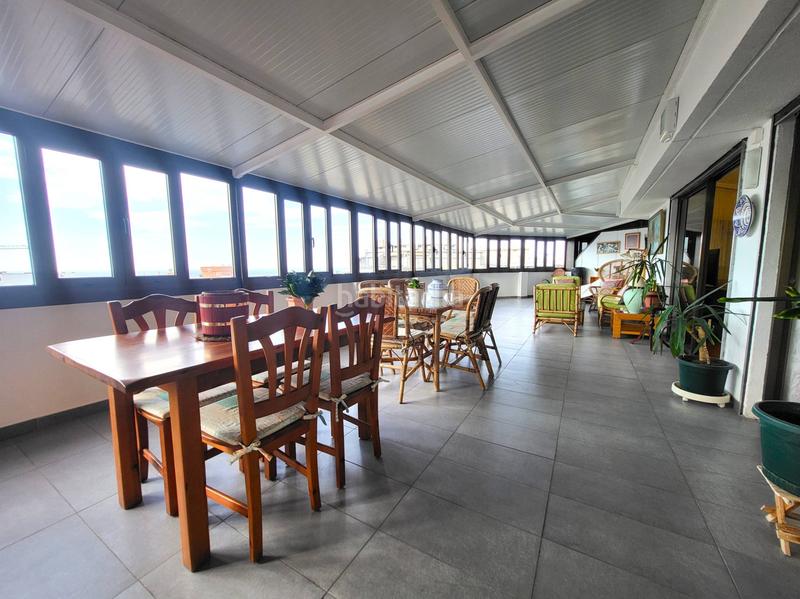 Foto b123a099-349f-4d5d-99d7-03c501ab09a8. Ático  en venta con gran terraza en plaza de españa en Palmas de Gran Canaria (Las)