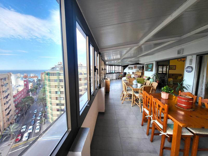 Foto bfa34034-e276-4a86-9f95-98b80376ee83. Ático  en venta con gran terraza en plaza de españa en Palmas de Gran Canaria (Las)