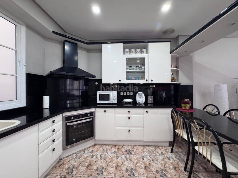 Foto 88971fa2-4e7a-4f83-a0f5-eae0418d75c7. Casa adossada a San Gregorio Telde