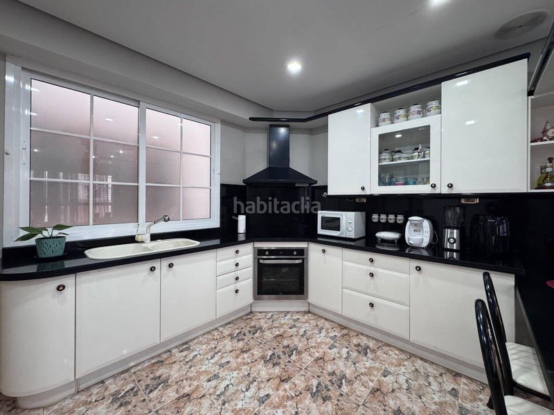 Foto bf5c1462-bfb3-4344-9e6b-81a663cd53e2. Casa adossada a San Gregorio Telde