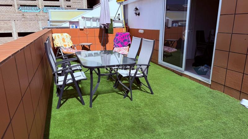 Foto c12d9bc3-cb4f-4dd0-9fe8-5ded347fc5cc. Casa adosada edificio de uso mixto en venta o alquiler con opción a compra San Gregorio, en Telde