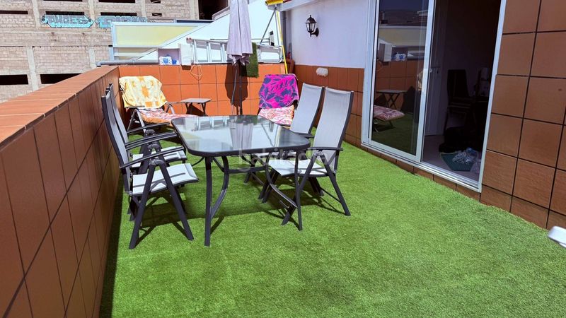 Foto d627bd21-48cf-4609-801c-f2aeca73ced8. Casa adossada a San Gregorio Telde