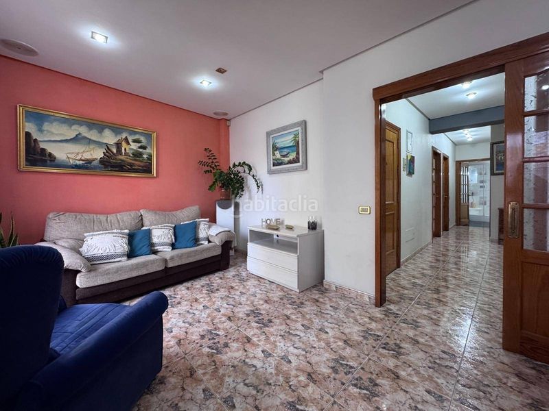 Foto e43a366c-f442-425c-b27b-883b76cbfbc4. Casa adossada a San Gregorio Telde