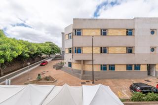 Appartement à Calle agustín millares carlo 2. Venta vivienda en el centro de arucas