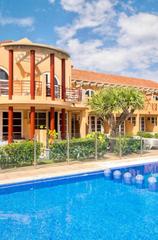 Haus in Playa del Inglés. Bungalow en campo internacional, a pocos kilómetros de la playa,