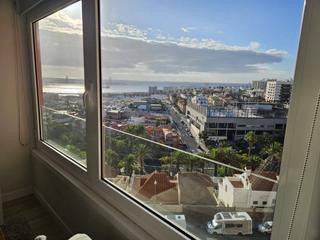 Miete Etagenwohnung in Calle calle antonio maría manrique 8. Piso con vistas al mar en zona de la minilla