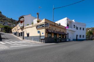 Edifici a Ctera general miraflor 20. Edificio multifuncional con negocio activo en venta. oportunidad